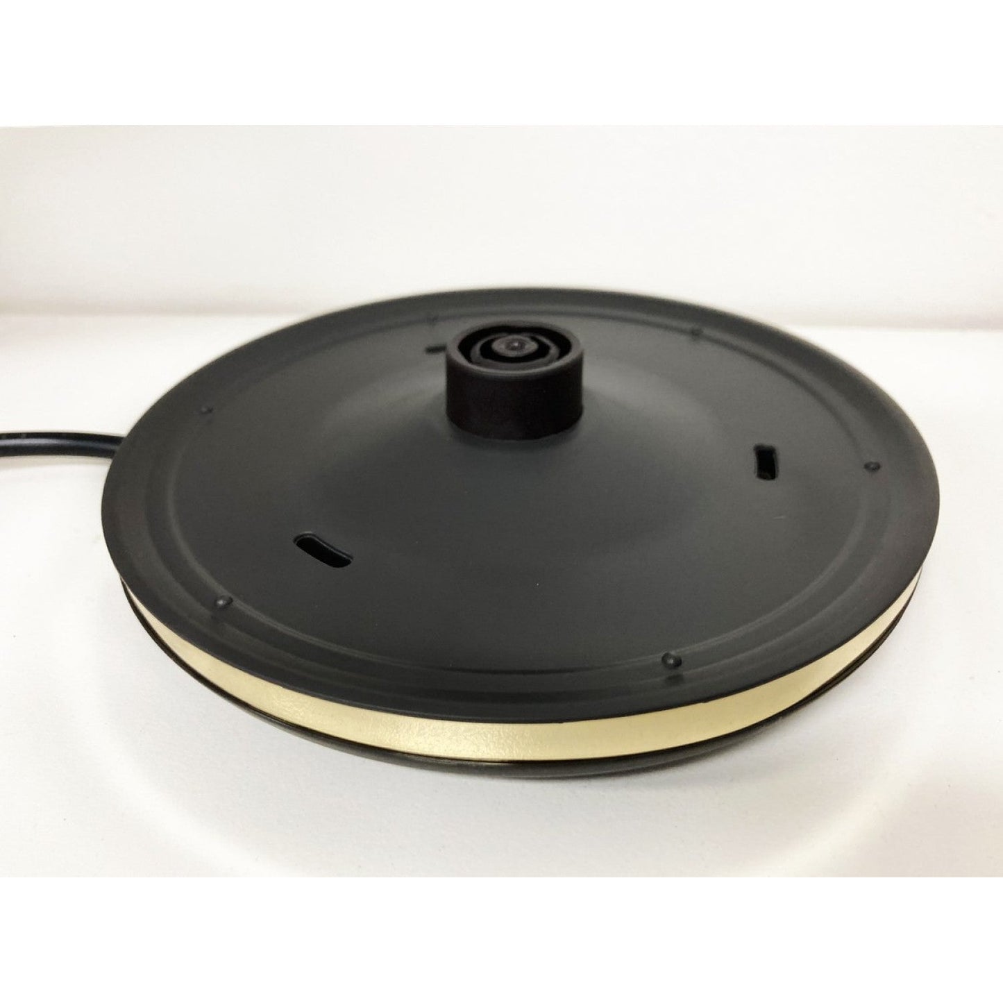 Morphy Richards Signature 1.5 L Electric Kettle Rapid Boil Soft Gold Matte White