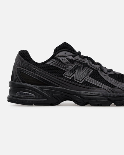 New Balance 740 Black/Black