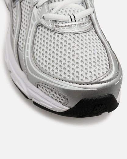 New Balance 740 Silver/Black