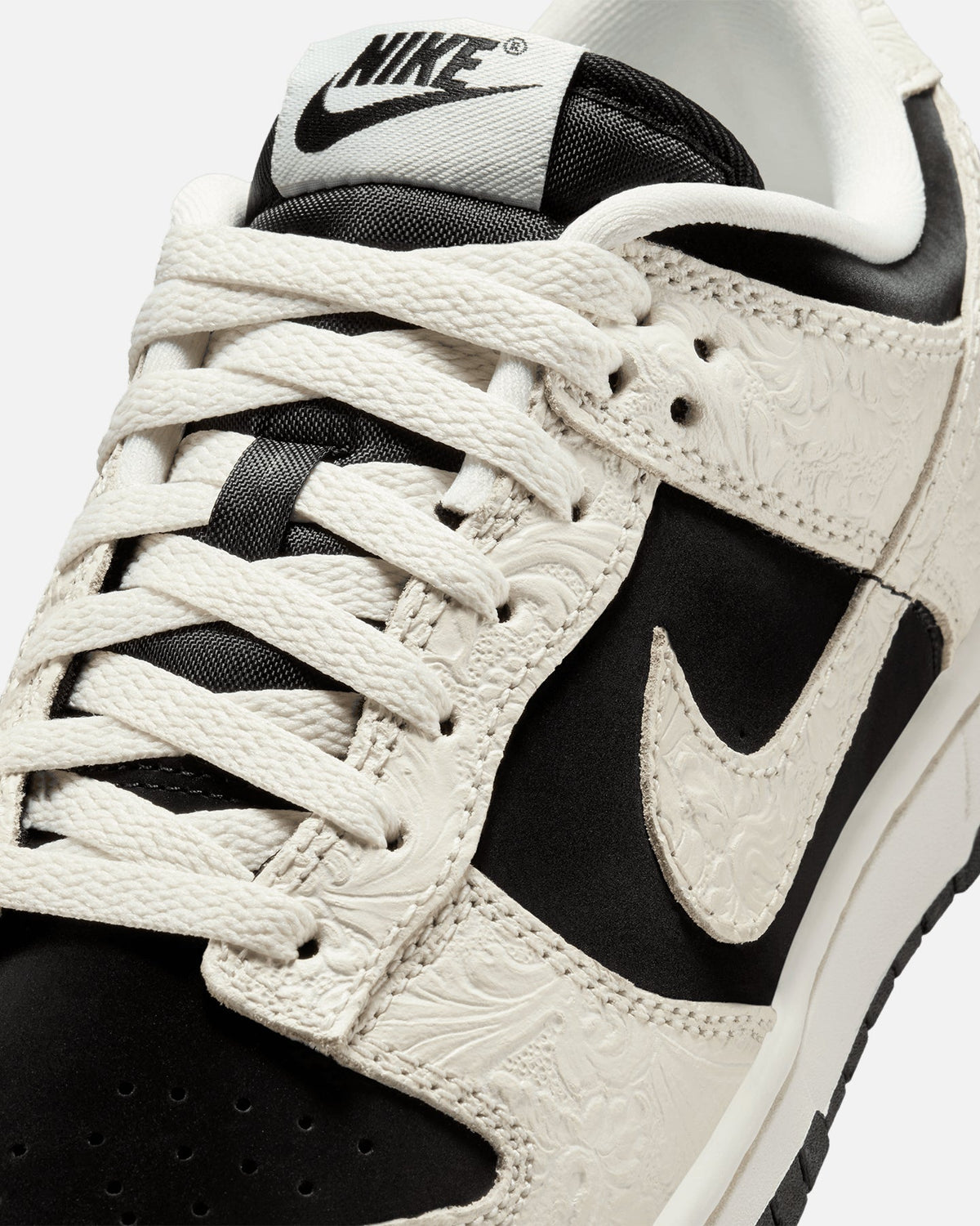 Nike Women's Dunk Low Black/Sail