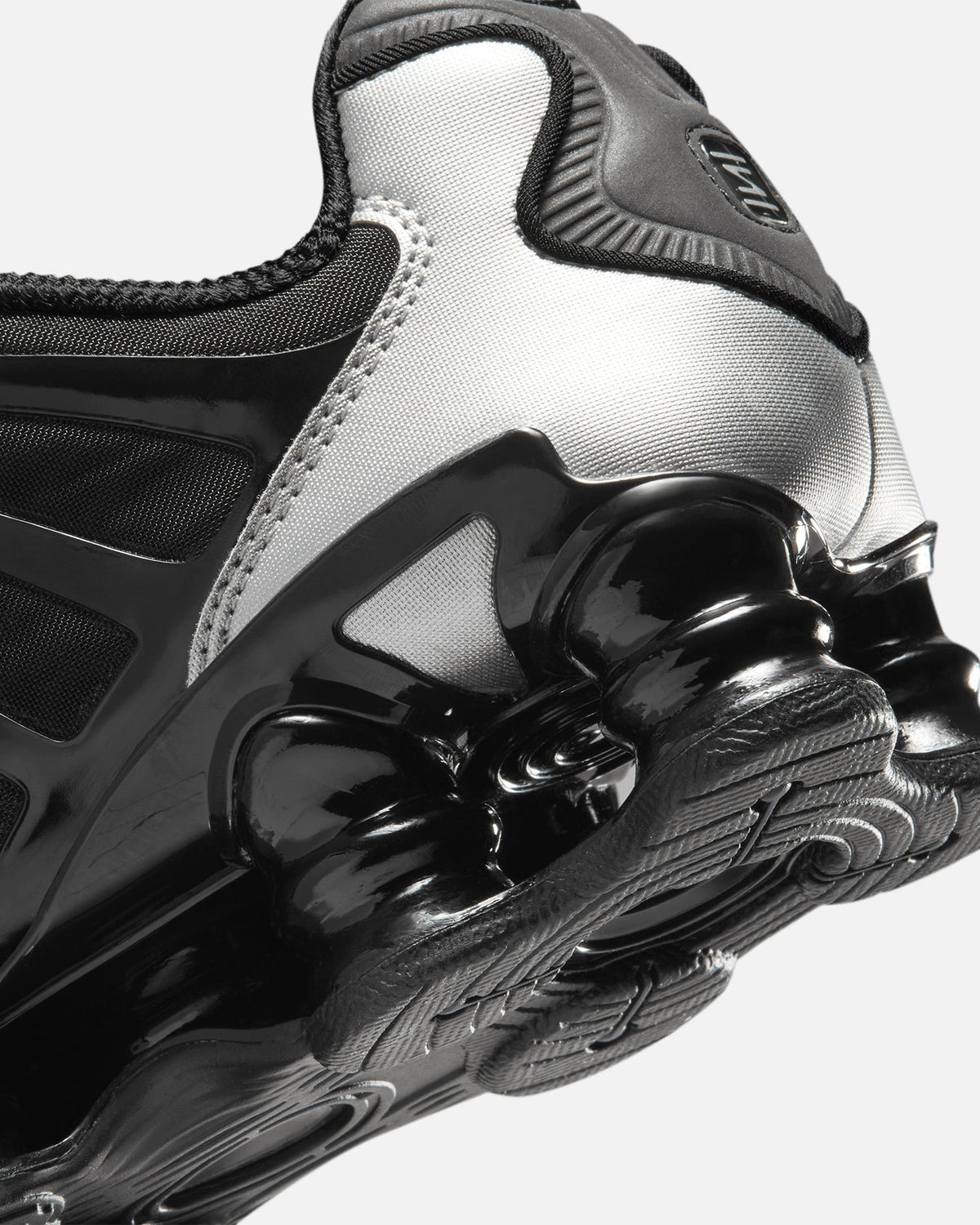 Nike Women's Shox TL Black/Metallic