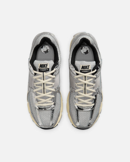 Nike Zoom Vomero 5 Grey