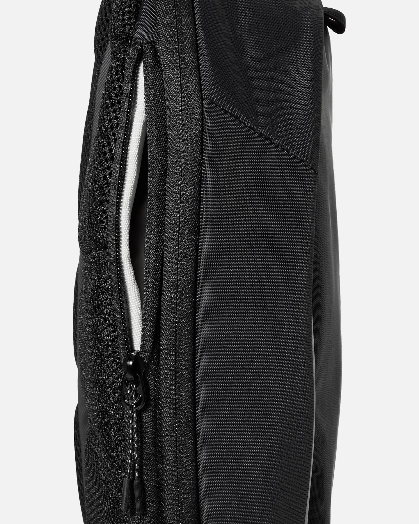 Nike Sportswear Commute Sling Bag (8L) Black/Silver