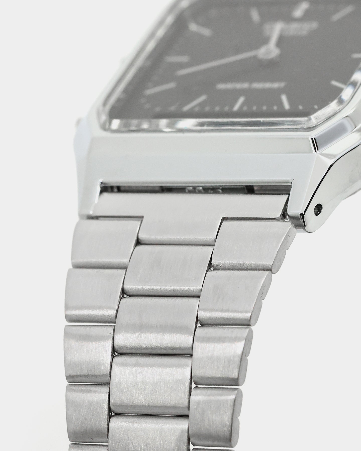 Casio AQ230A-1DS Watch Silver/Black