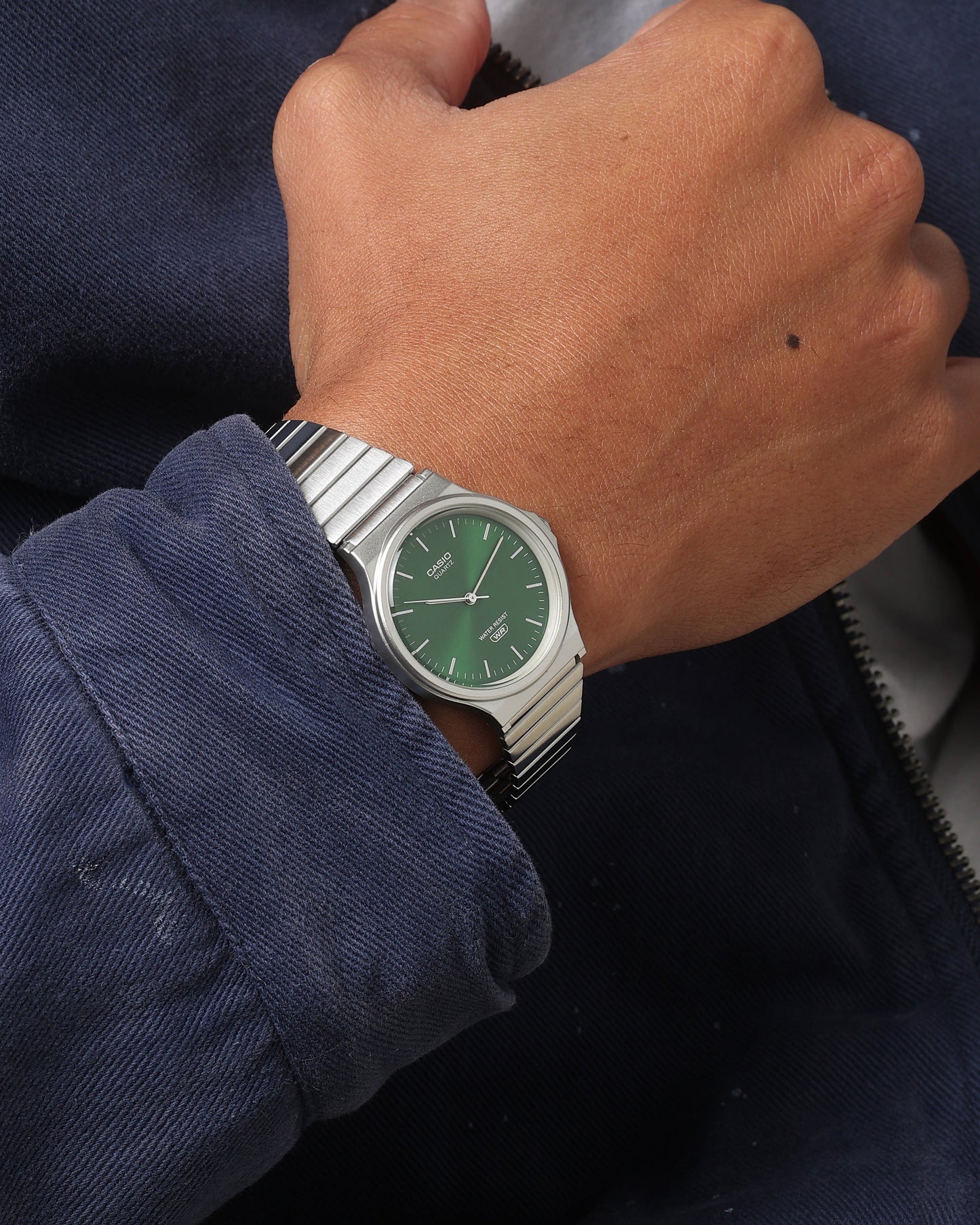 Casio MQ24DA-3A Watch Silver/Green