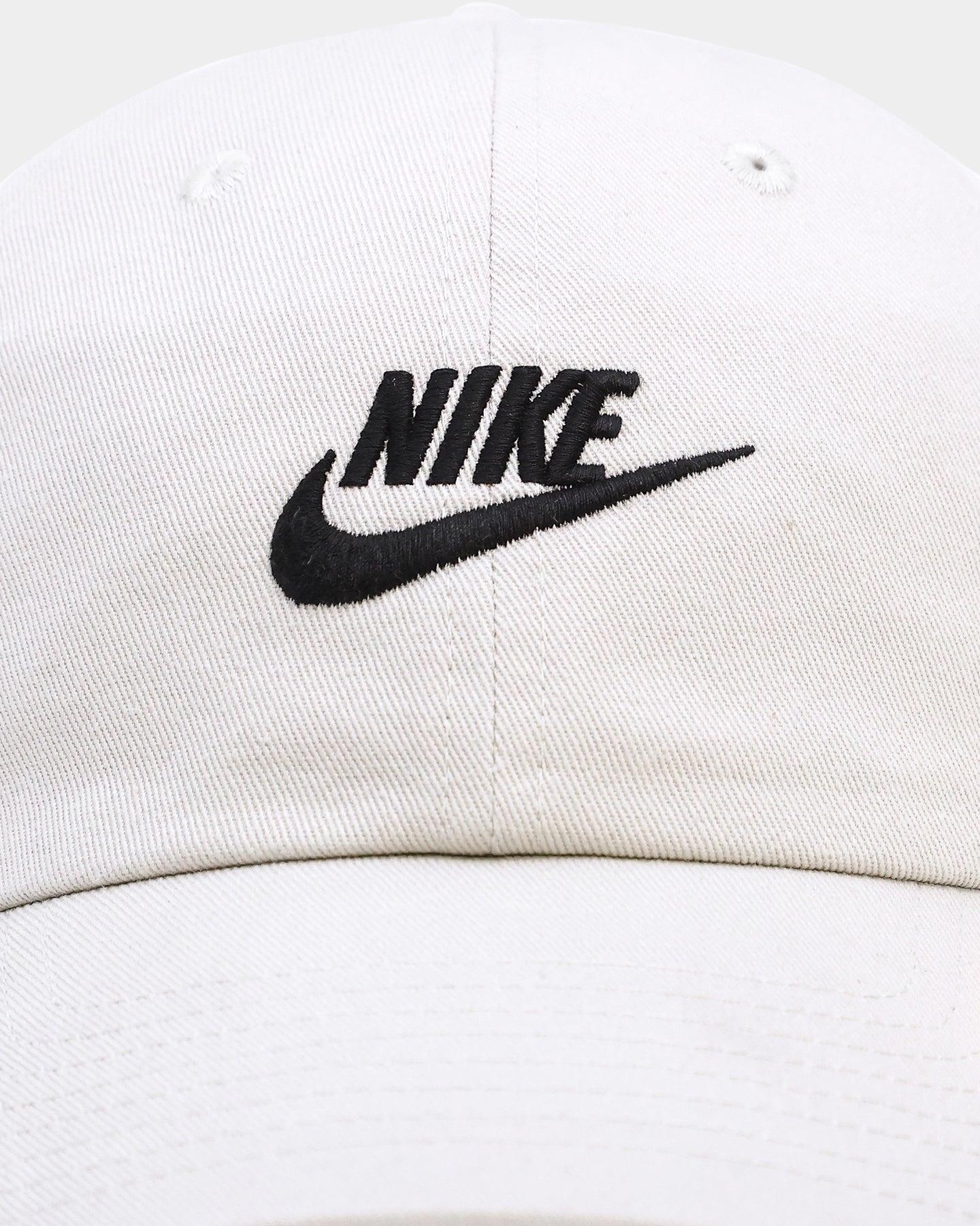 Nike Sportswear Heritage86 Futura Washed Strapback Light Bone/White