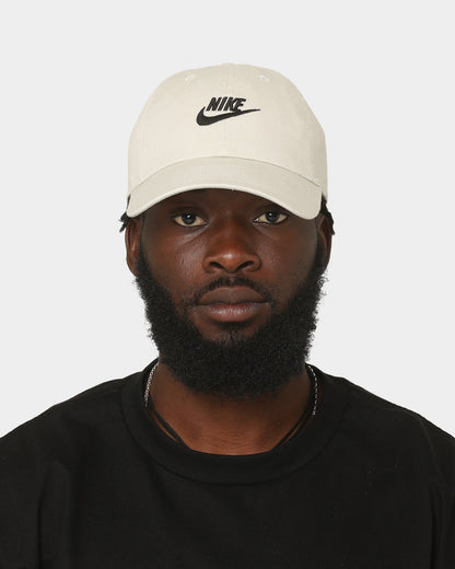 Nike Sportswear Heritage86 Futura Washed Strapback Light Bone/White
