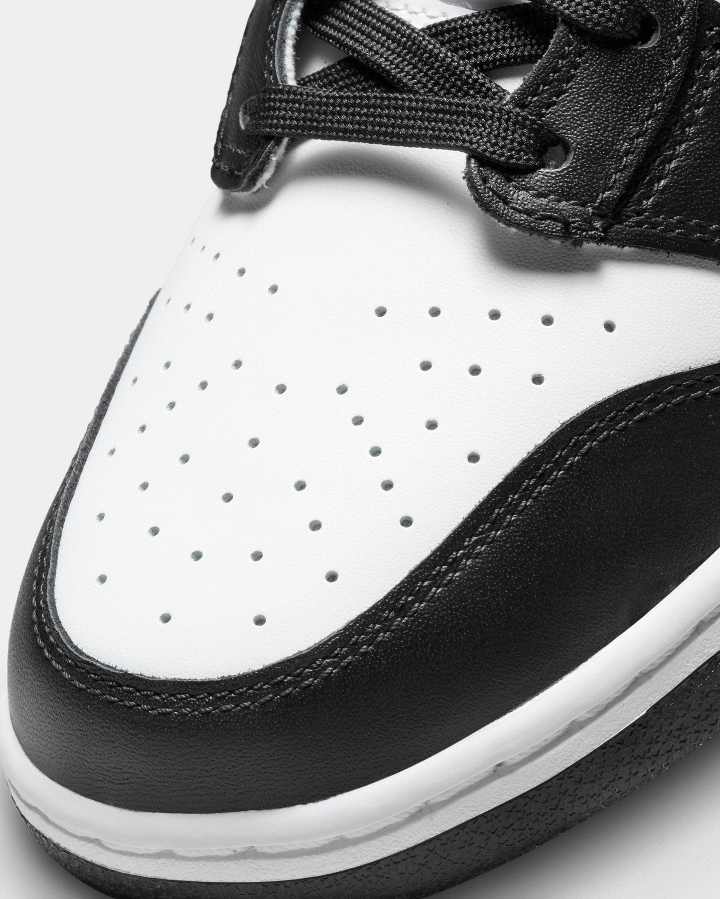 Nike Dunk High Retro "Panda" White/Black