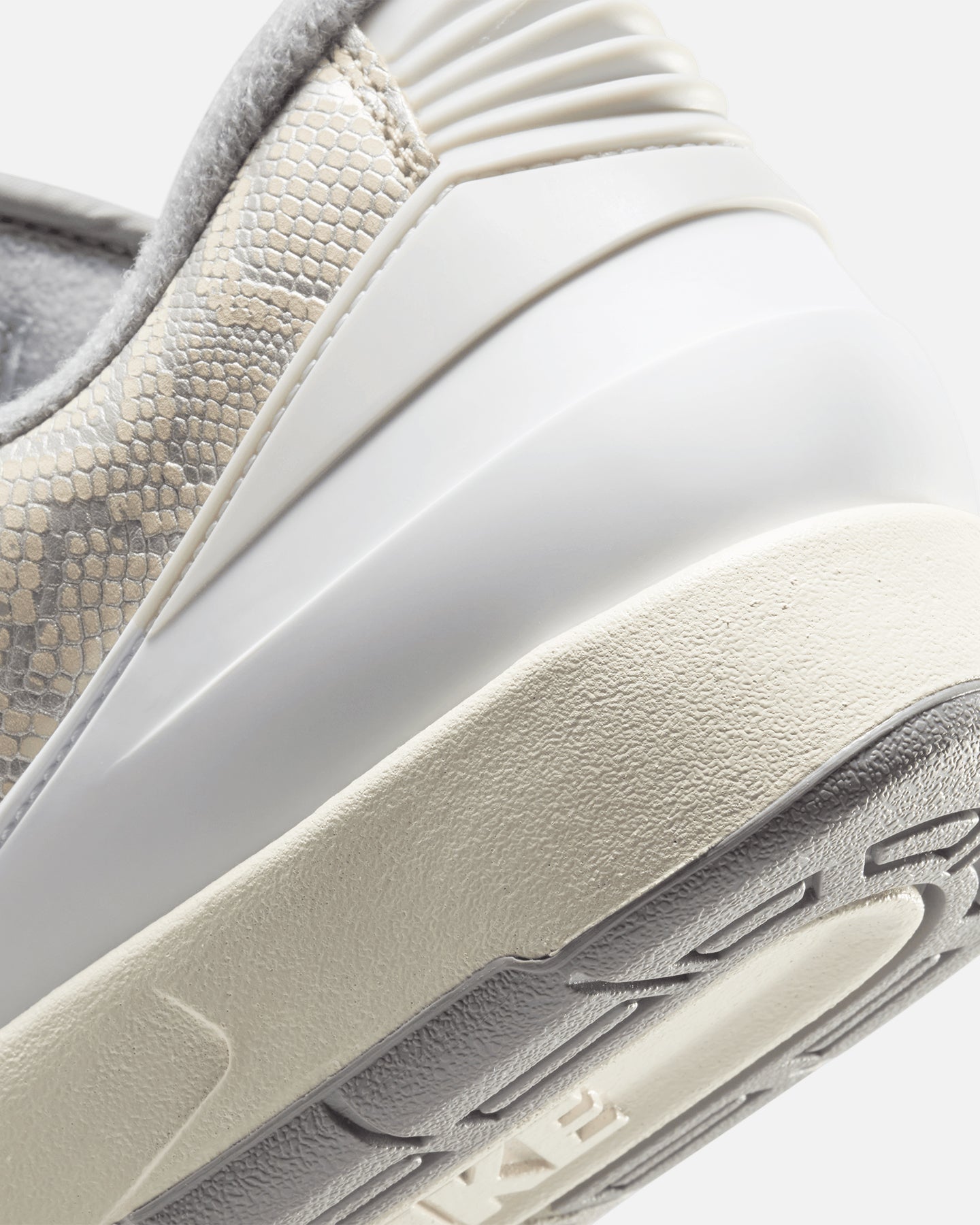 Jordan Air Jordan 2 Retro Low White/Cement Grey