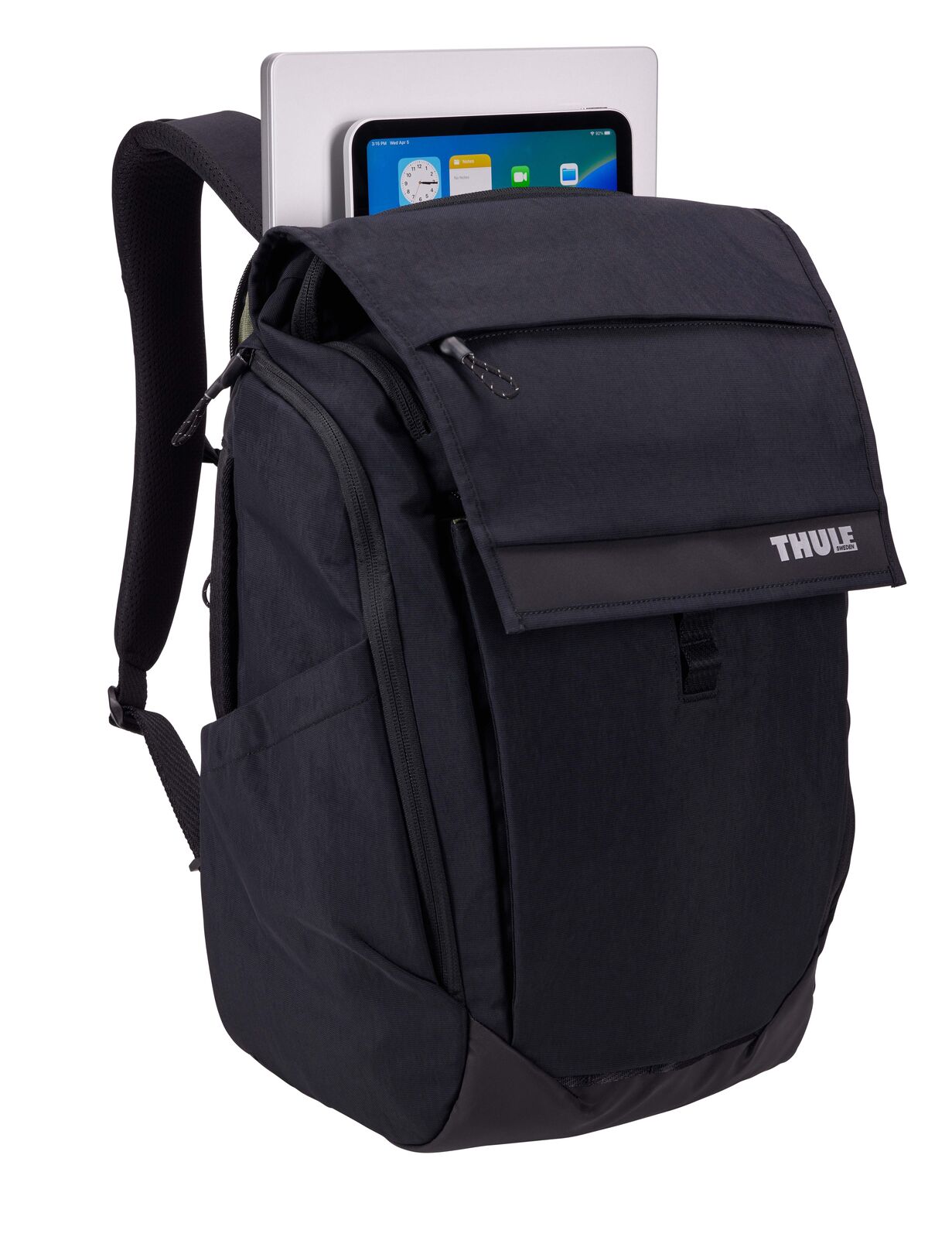 THULE Paramount 27L Water-Resistant Backpack with 16" Laptop Compartment Black