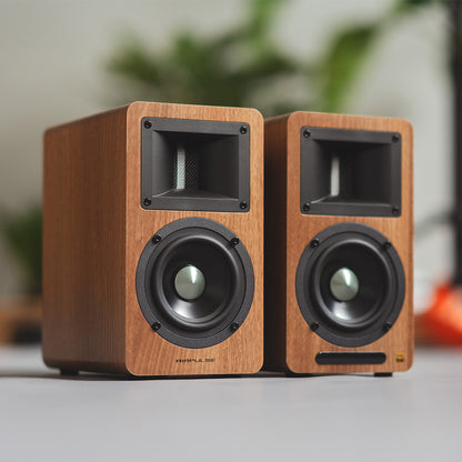 Airpulse A80 Active Bookshelf Speaker System (Walnut)