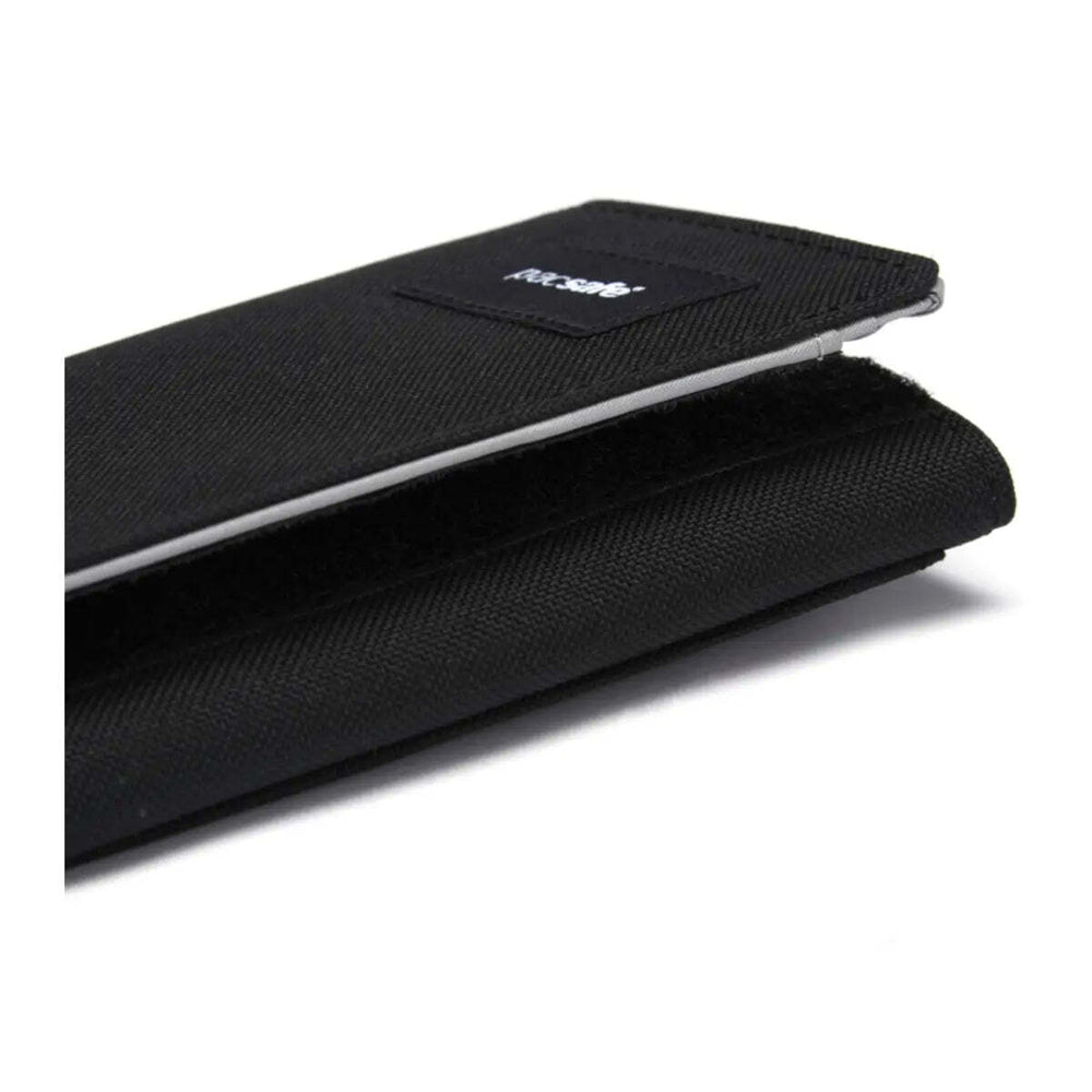 Pacsafe RFIDsafe Trifold Wallet - Jet Black