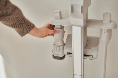 CUCKOO Power-Clon LINE Dual-Spin Vacuum and Mop (CVC-L1610NW)