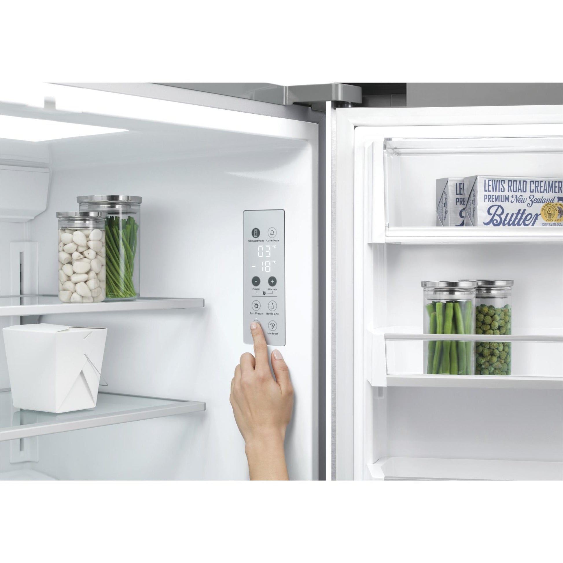 Fisher & Paykel RF605QDUVX2 538L French Door Fridge (Stainless Steel)