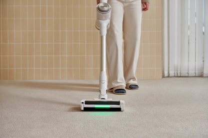 CUCKOO Power-Clon LINE Dual-Spin Vacuum and Mop (CVC-L1610NW)