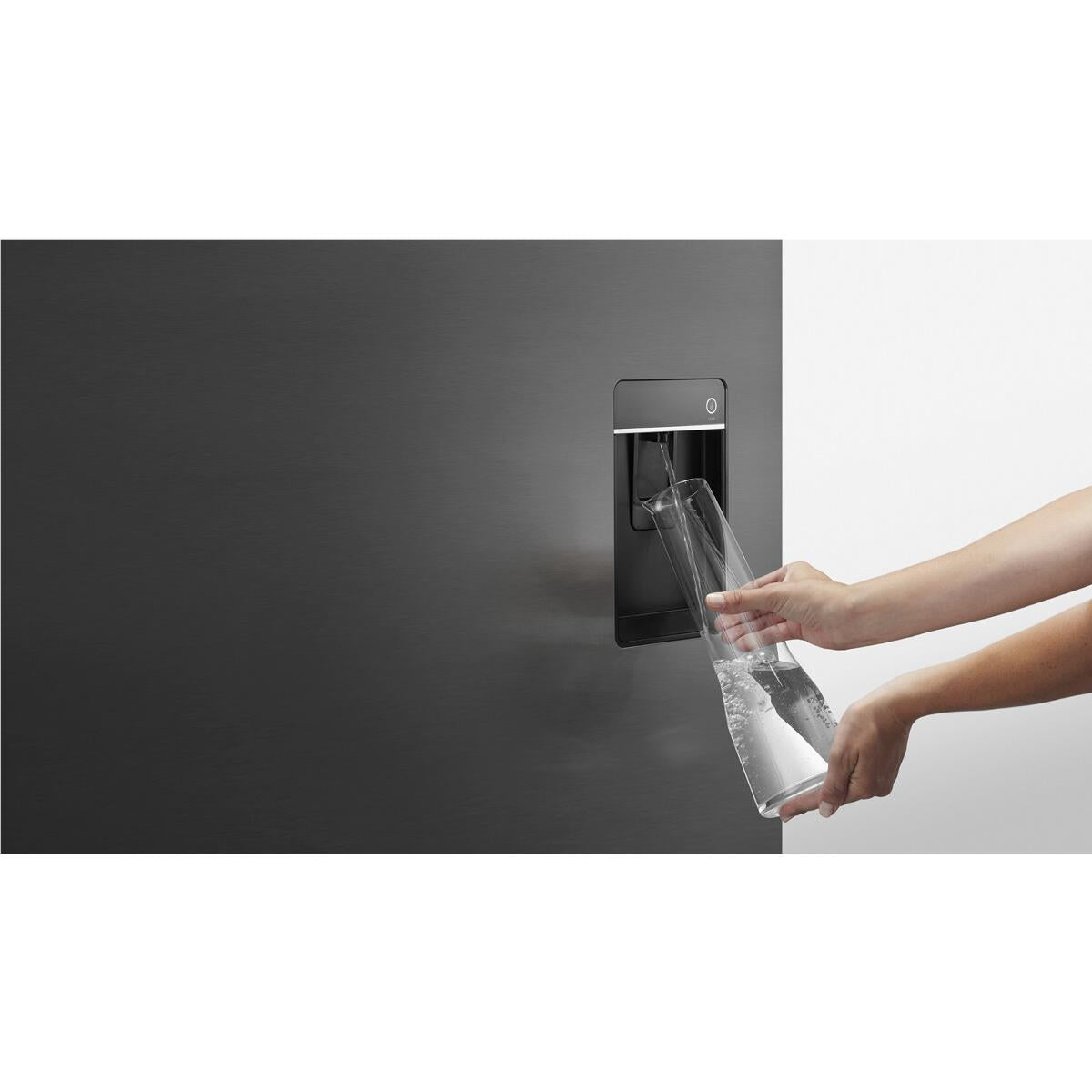 Fisher & Paykel RF605QZUVB1 538L French Door Fridge (Black Glass)