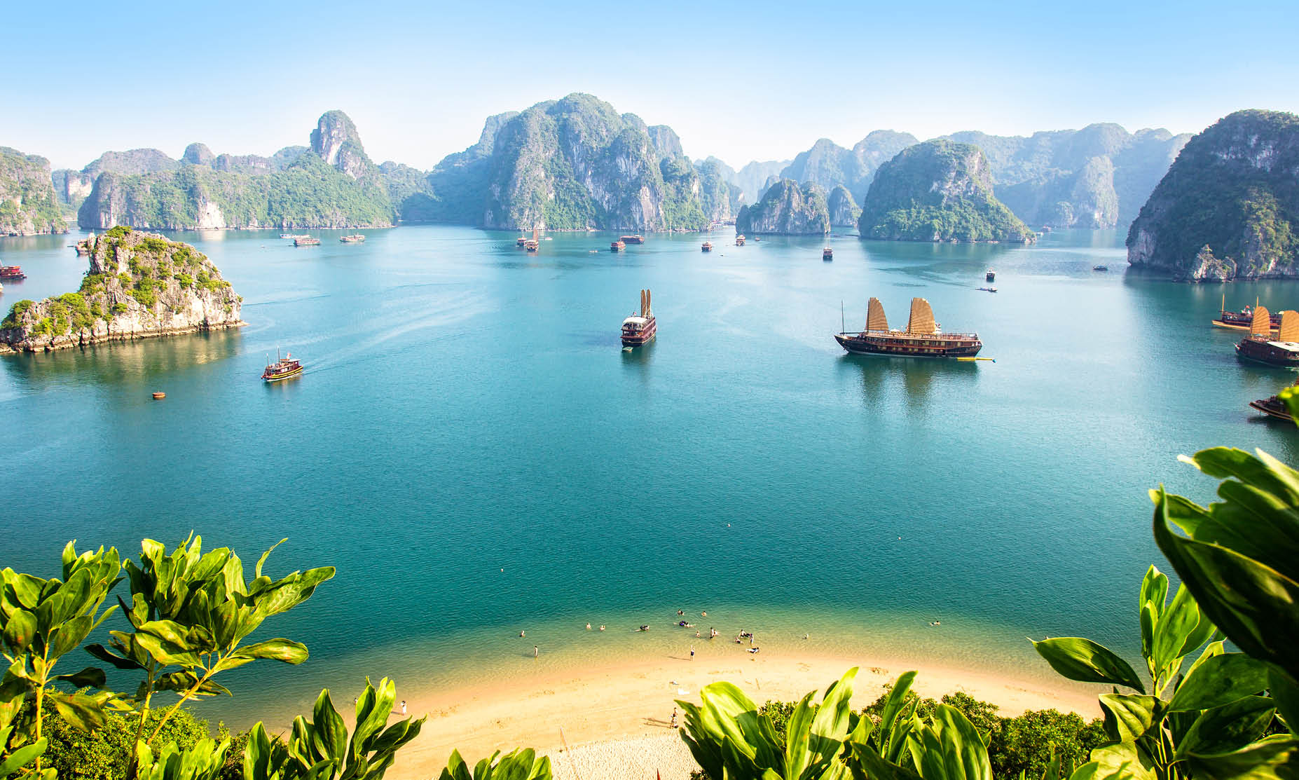 Highlights of Vietnam Ha Long Bay