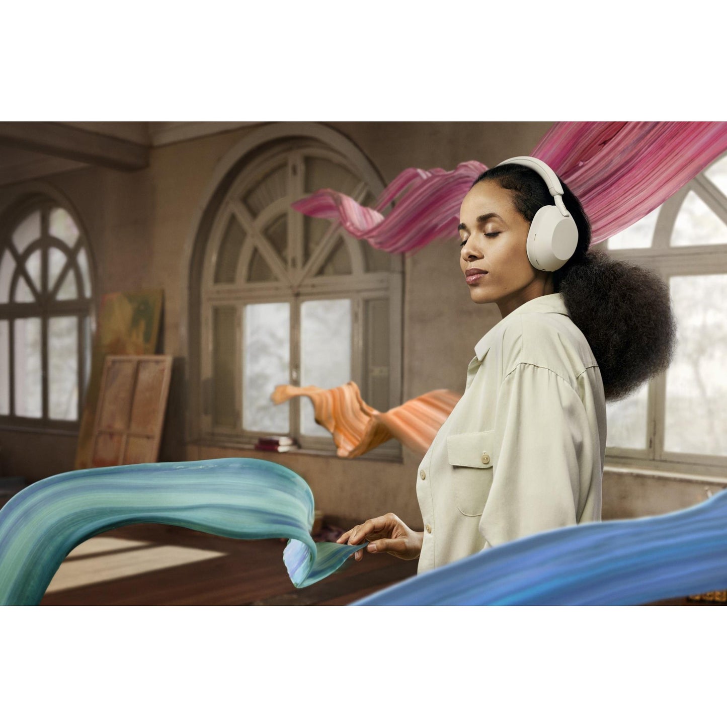 Sony WH-1000XM5 Premium Noise Cancelling Wireless Over-Ear Headphones (Silver)