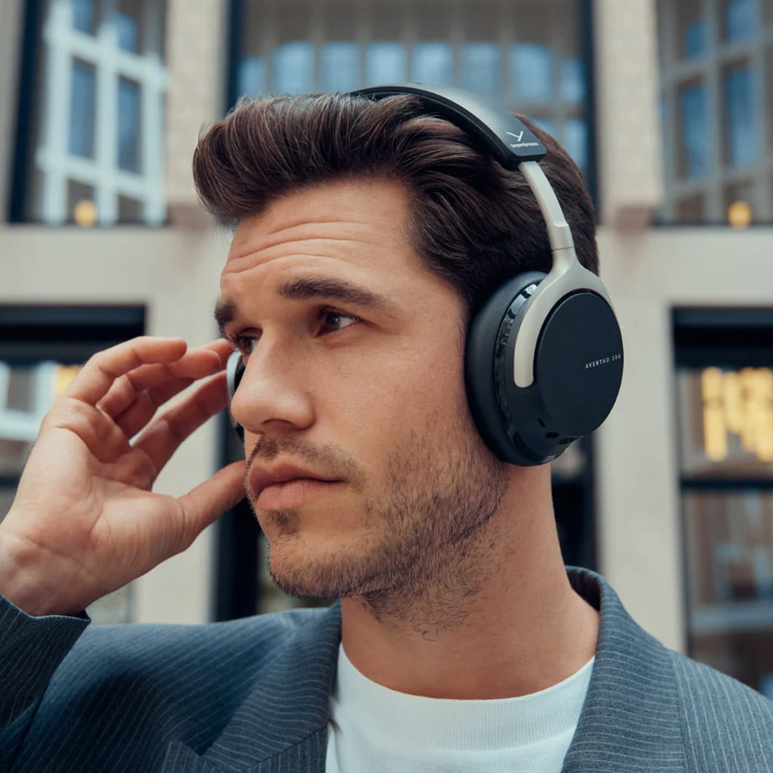 Beyerdynamic Aventho 200 Noise Cancellation Headphones (Black)