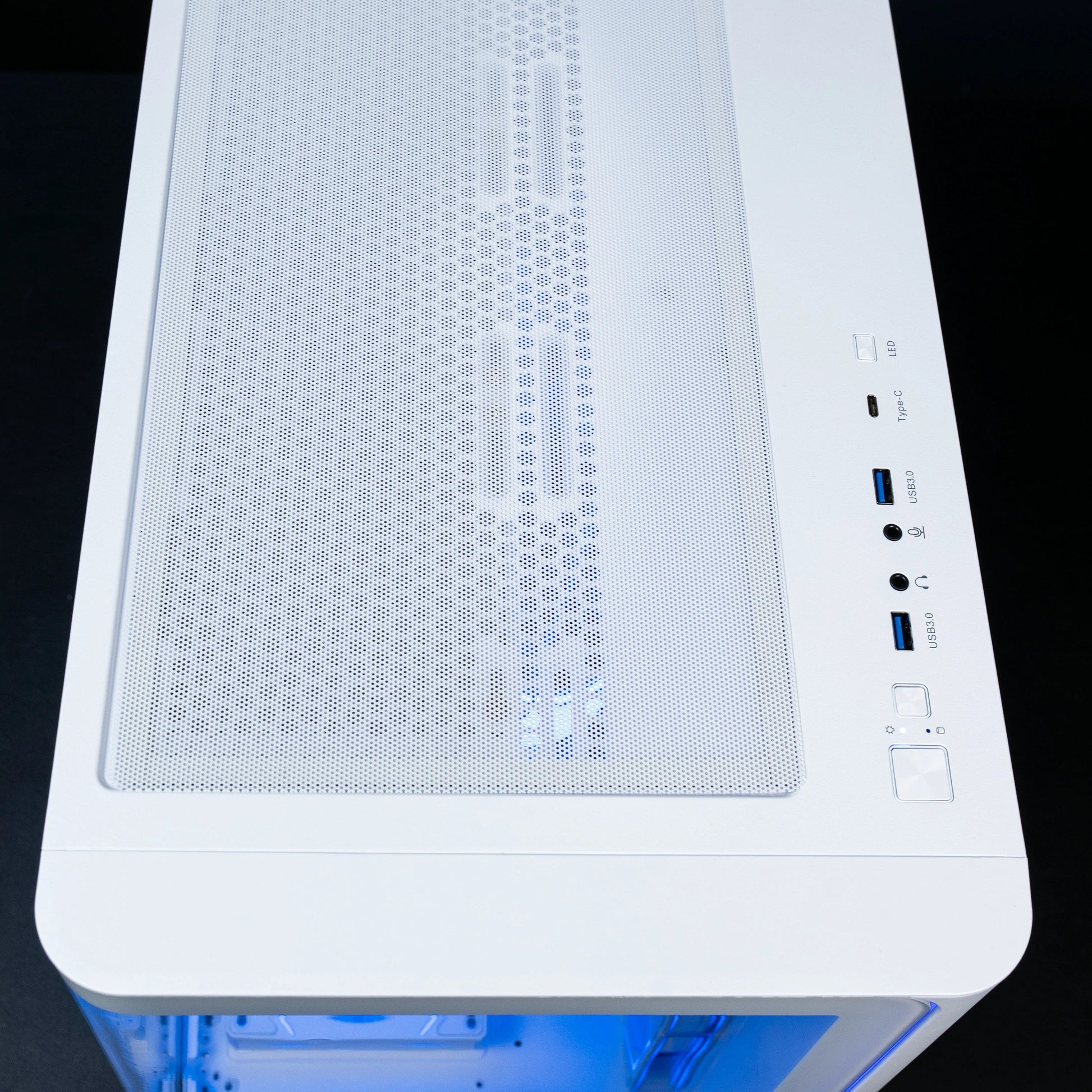 Aftershock Nimbus | RTX 5080 | Ryzen 7 7800X3D | Gaming PC