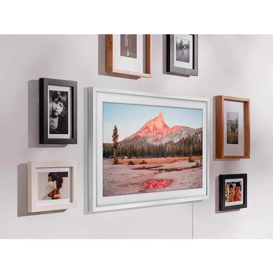 Samsung 32" The Frame QLED Full HD Smart TV [2023]