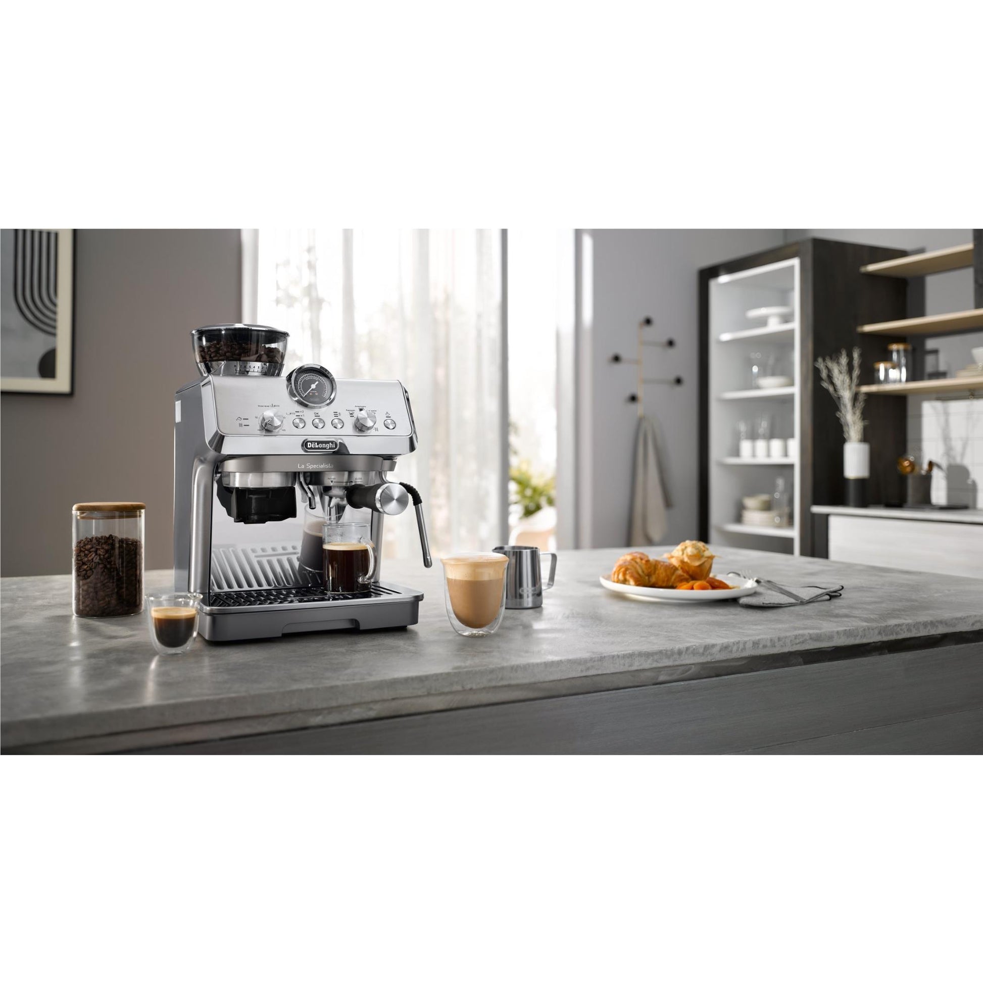 De'Longhi EC9255M La Specialista Arte Evo with Cold Brew Coffee Machine