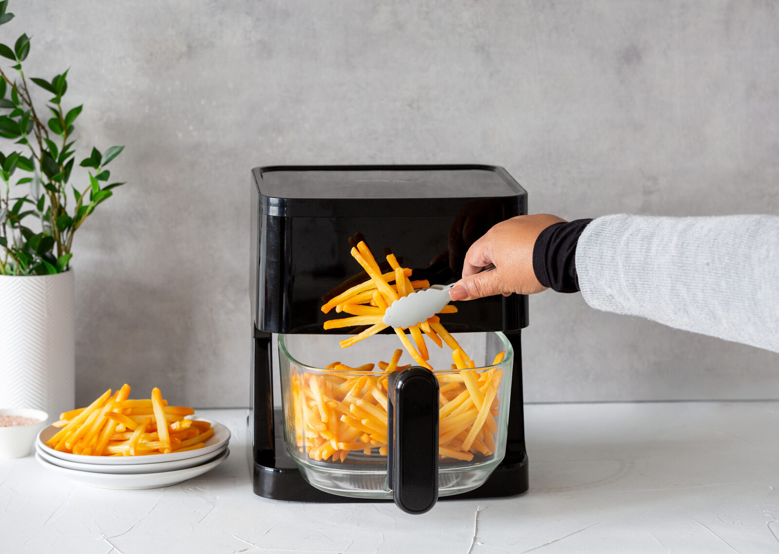 Healthy Choice 1350W 5L Touched Controlled Digital Air Fryer with Glass Basket