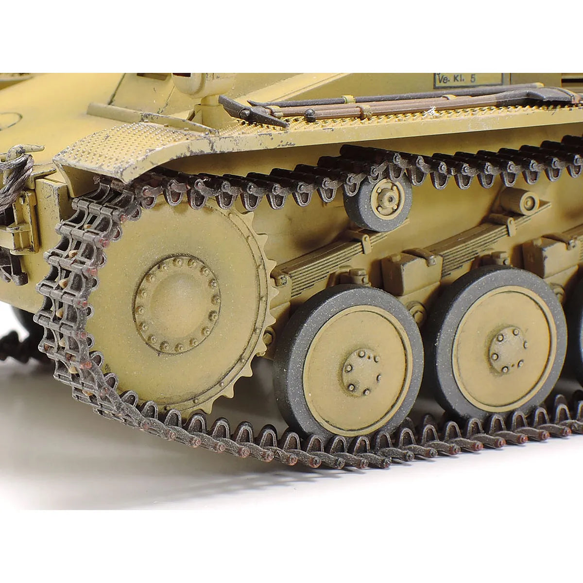 Tamiya 1/35 German Wespe Howitzer Model Kit