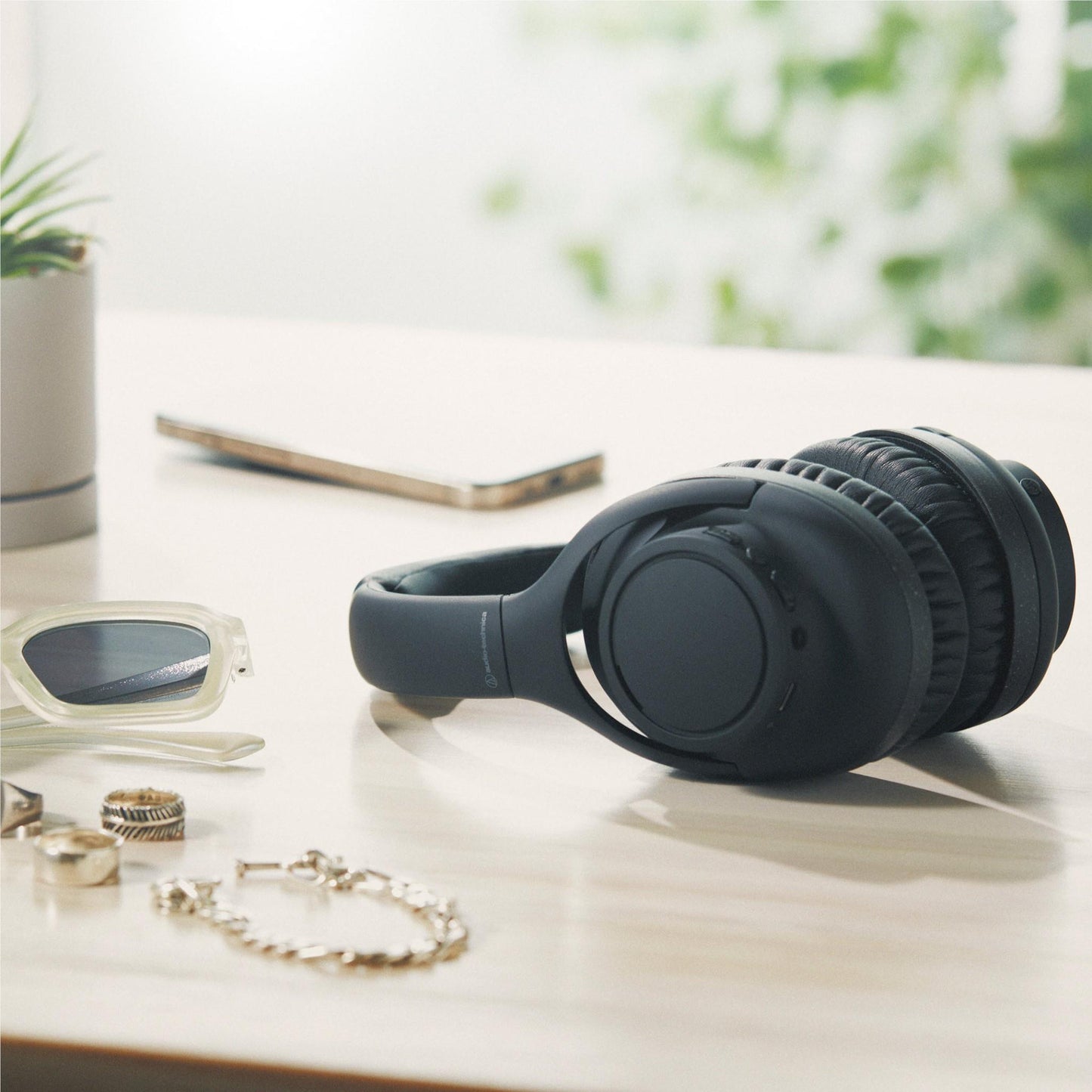Audio-Technica ATH-S300BT Wireless Noise-Cancelling Over-Ear Headphones (Black)