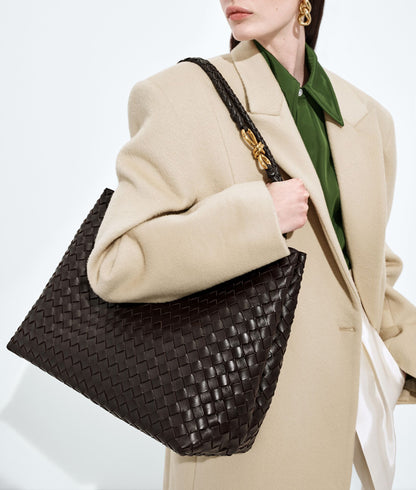 Bottega Veneta Large Andiamo in Fondant