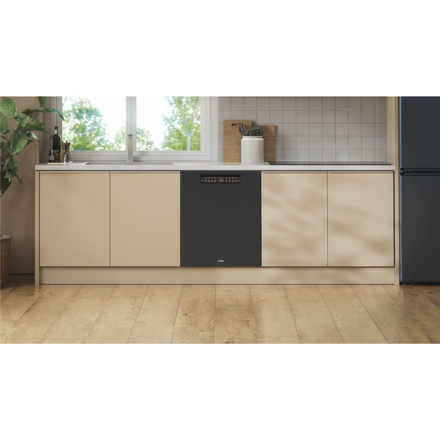 Haier HDW15U3B1 15-Place Setting Built Under Dishwasher (Black)