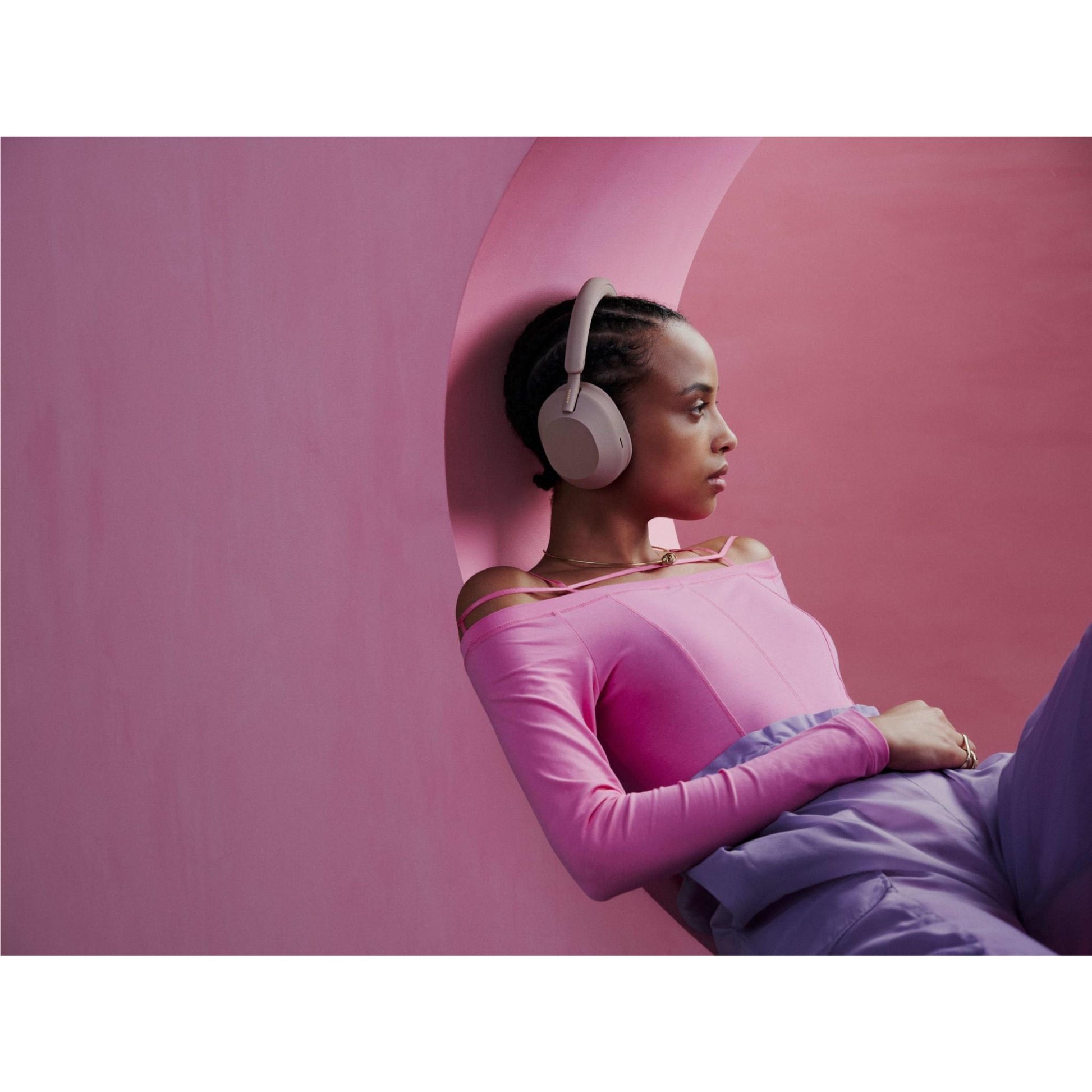 Sony WH-1000XM5 Premium Noise Cancelling Wireless Over-Ear Headphones (Smoky Pink)