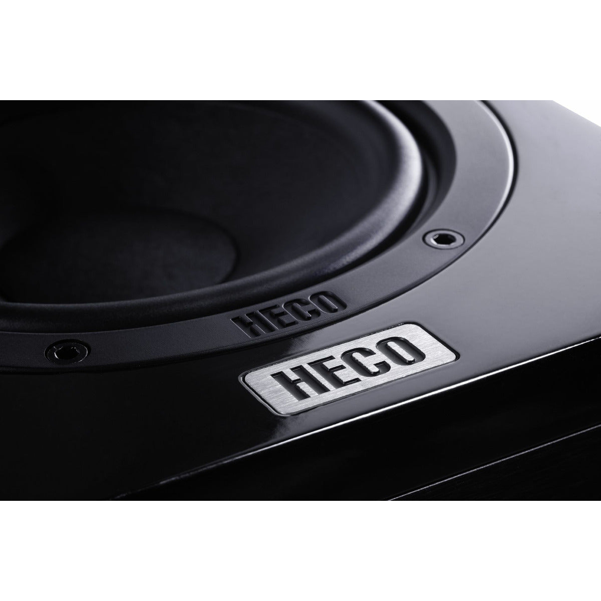 Heco Aurora 200 Monitor Speakers with Bluetooth