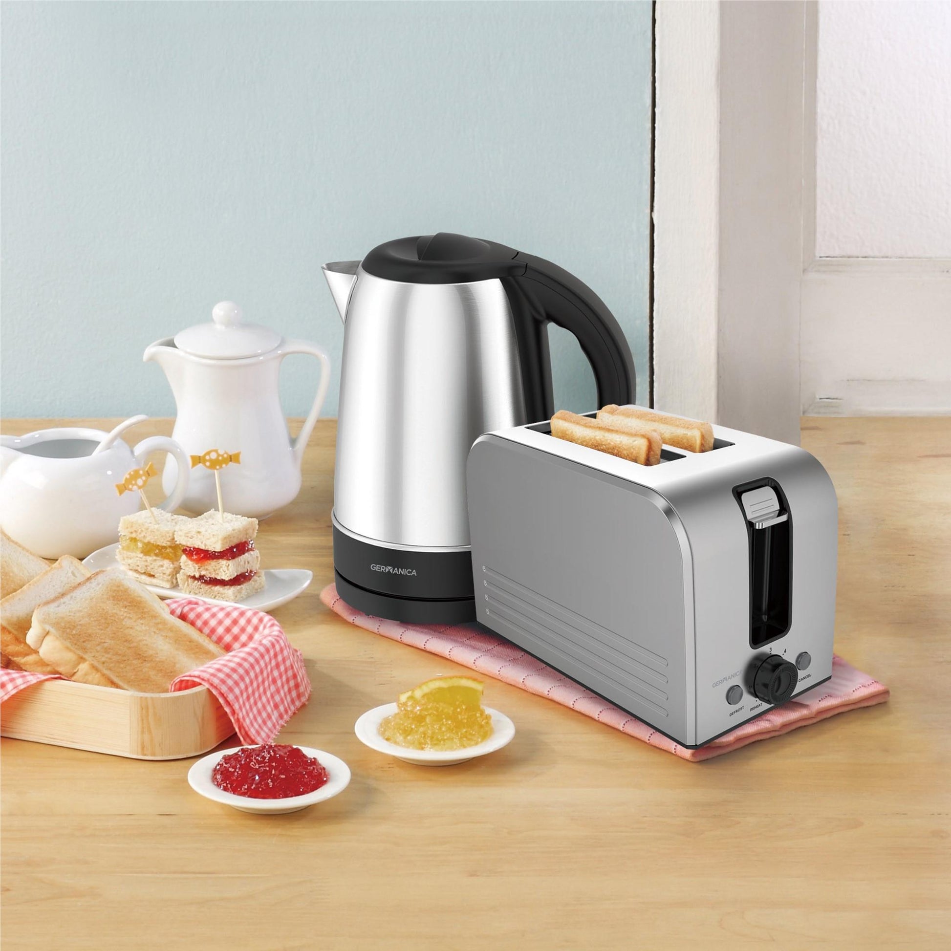 Germanica Toaster & Kettle  Breakfast Pack