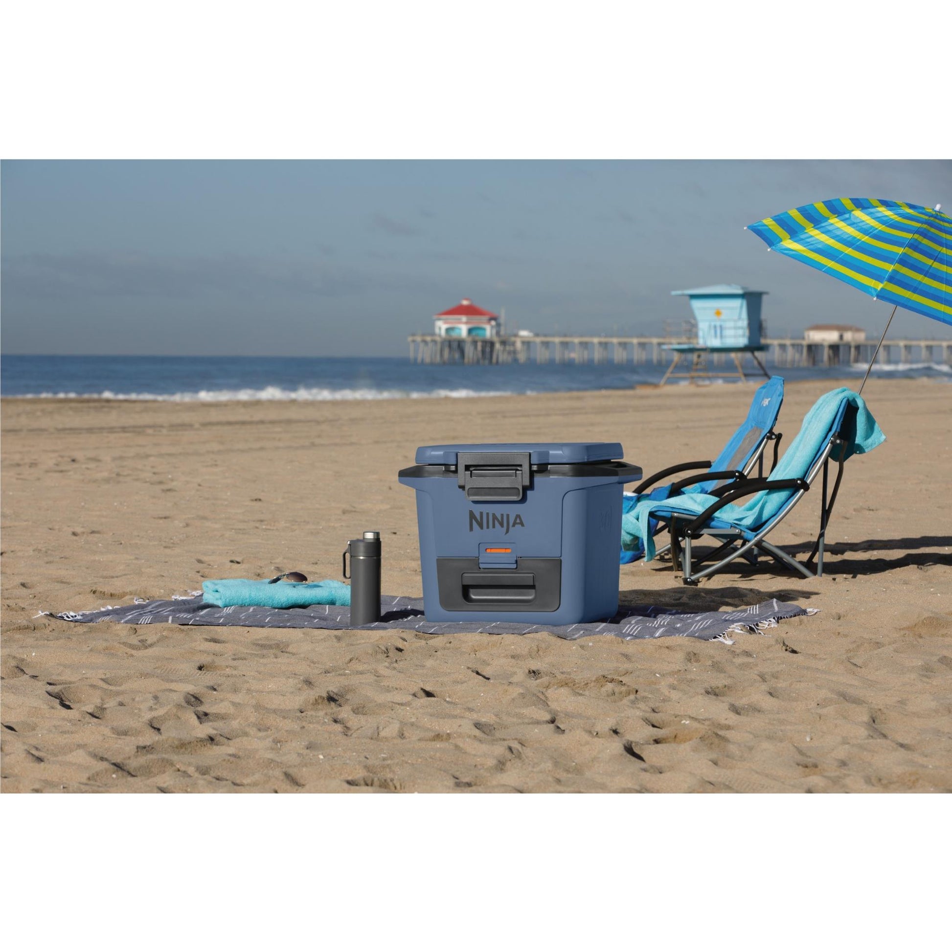 Ninja FrostVault 28L Hard Cooler (Lakeshore Blue)