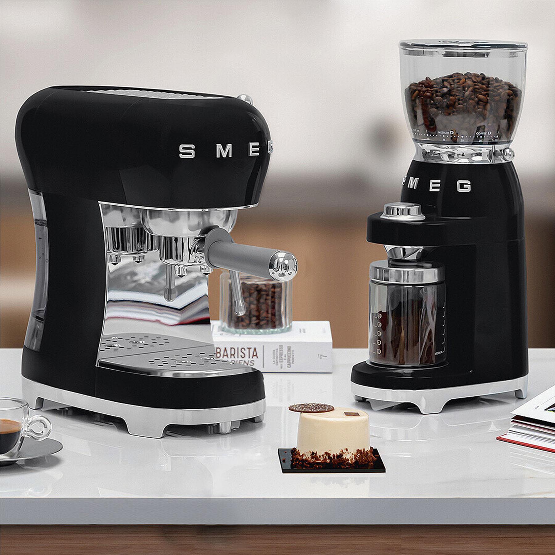 Smeg 50's Style Espresso Manual Coffee Machine (Black)