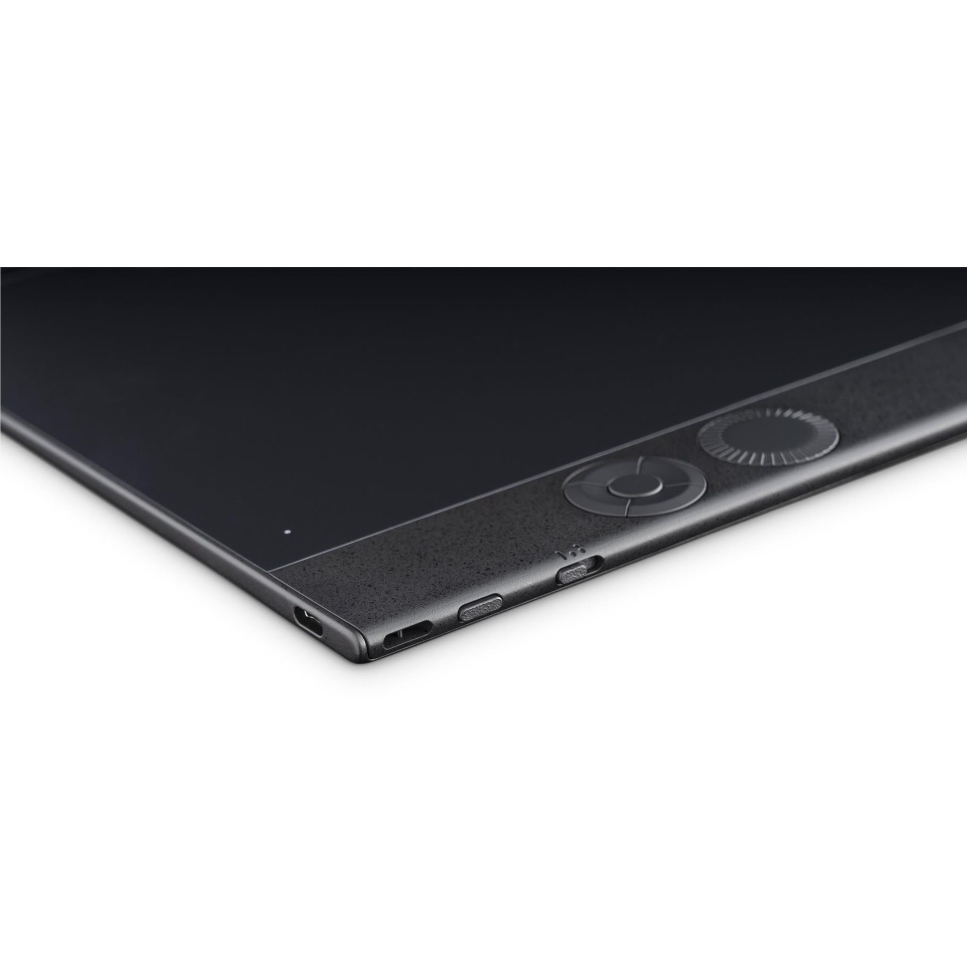 Wacom Intuos Pro with Wacom Pro Pen 3 (Medium)