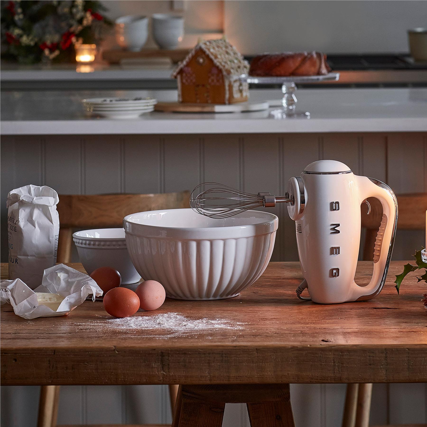 Smeg 50's Style Hand Mixer (White)