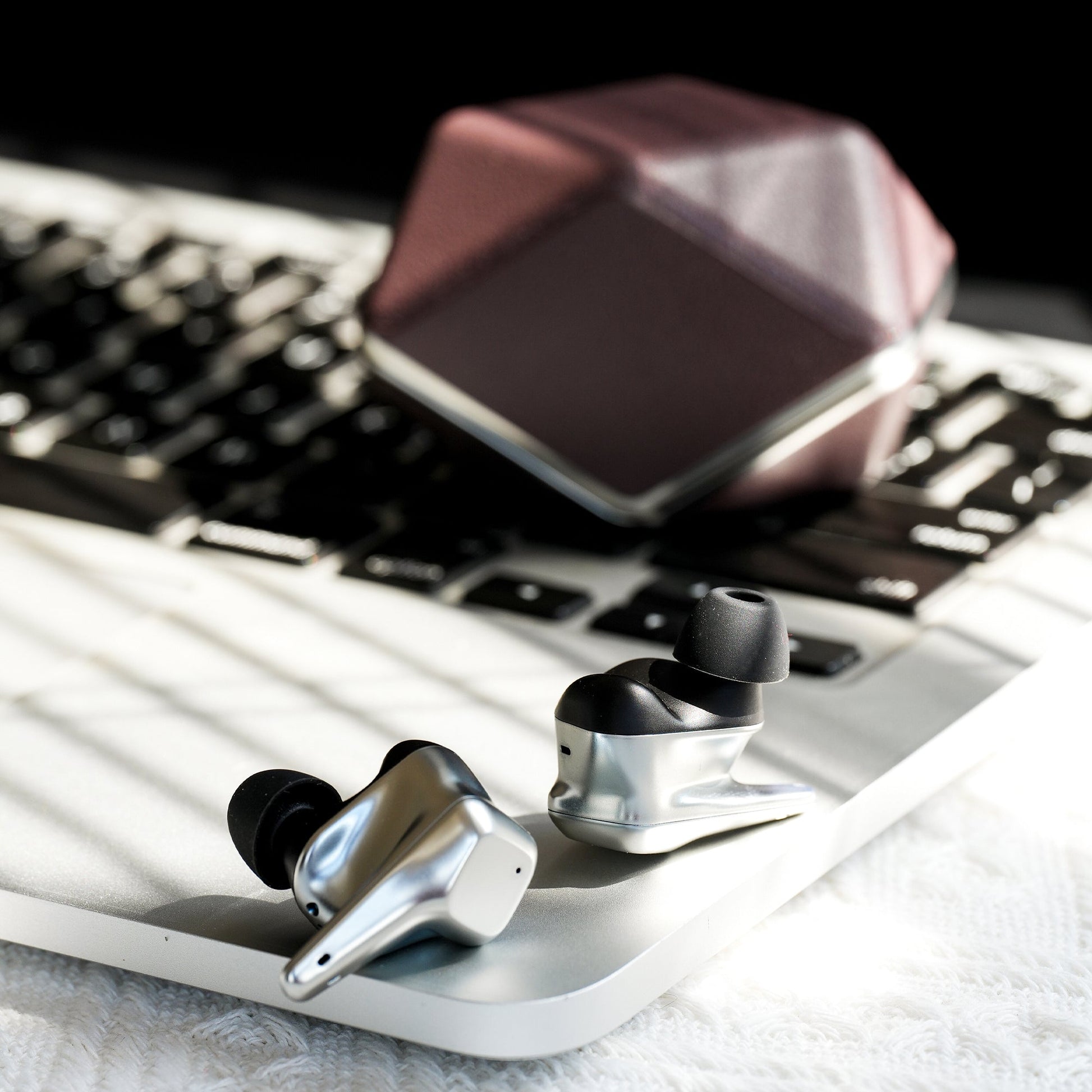 HiFiMAN Svanar Wireless LE In Ear Monitors