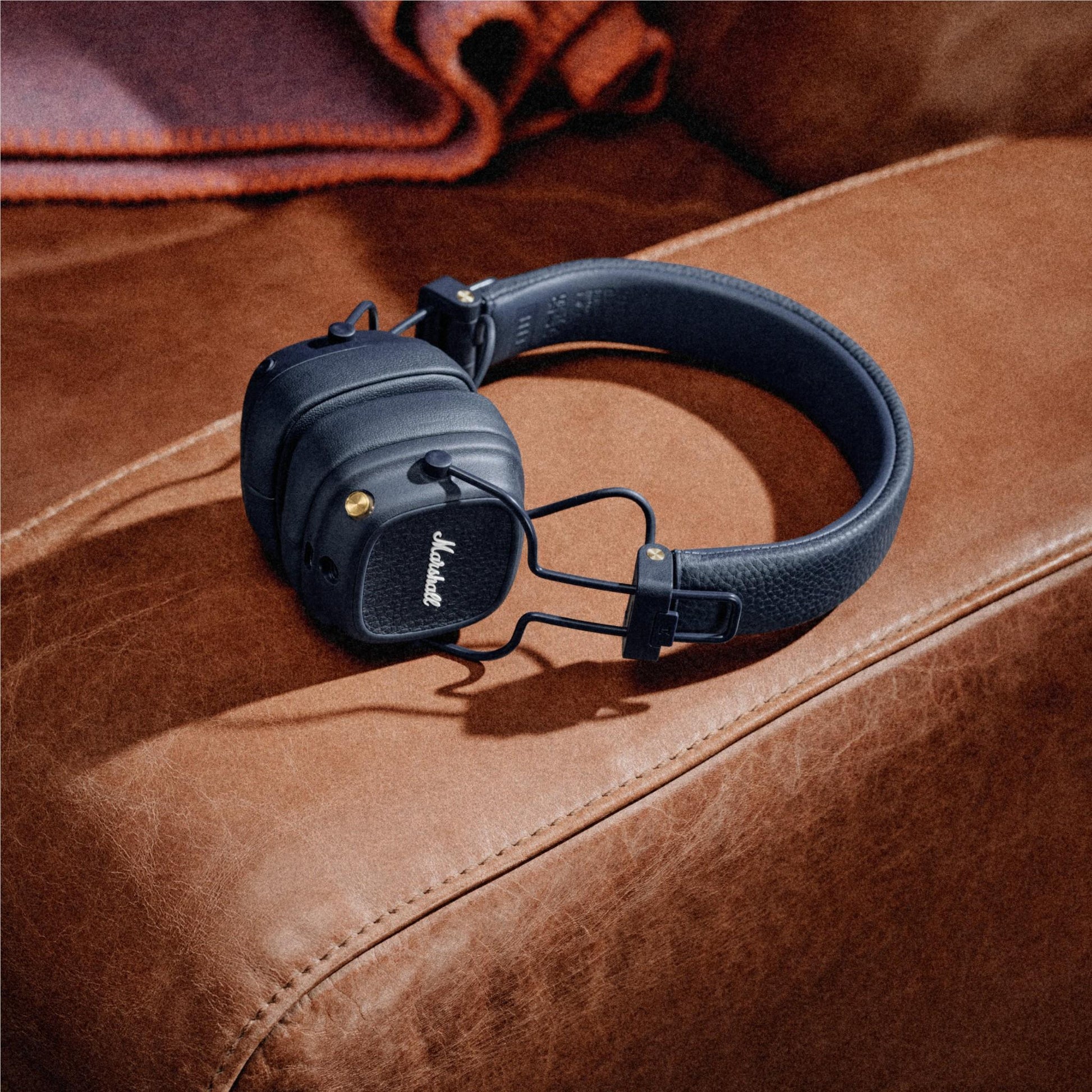 Marshall MAJOR V Wireless On-Ear Bluetooth Headphones (Midnight Blue)