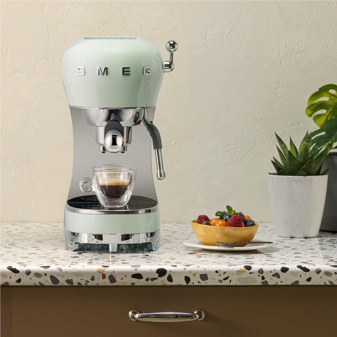 Smeg 50's Style Espresso Manual Coffee Machine (Pastel Green)