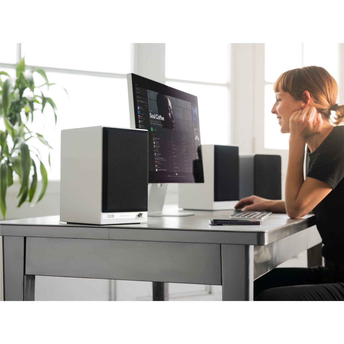Audioengine HD5 Wireless Speakers (White)
