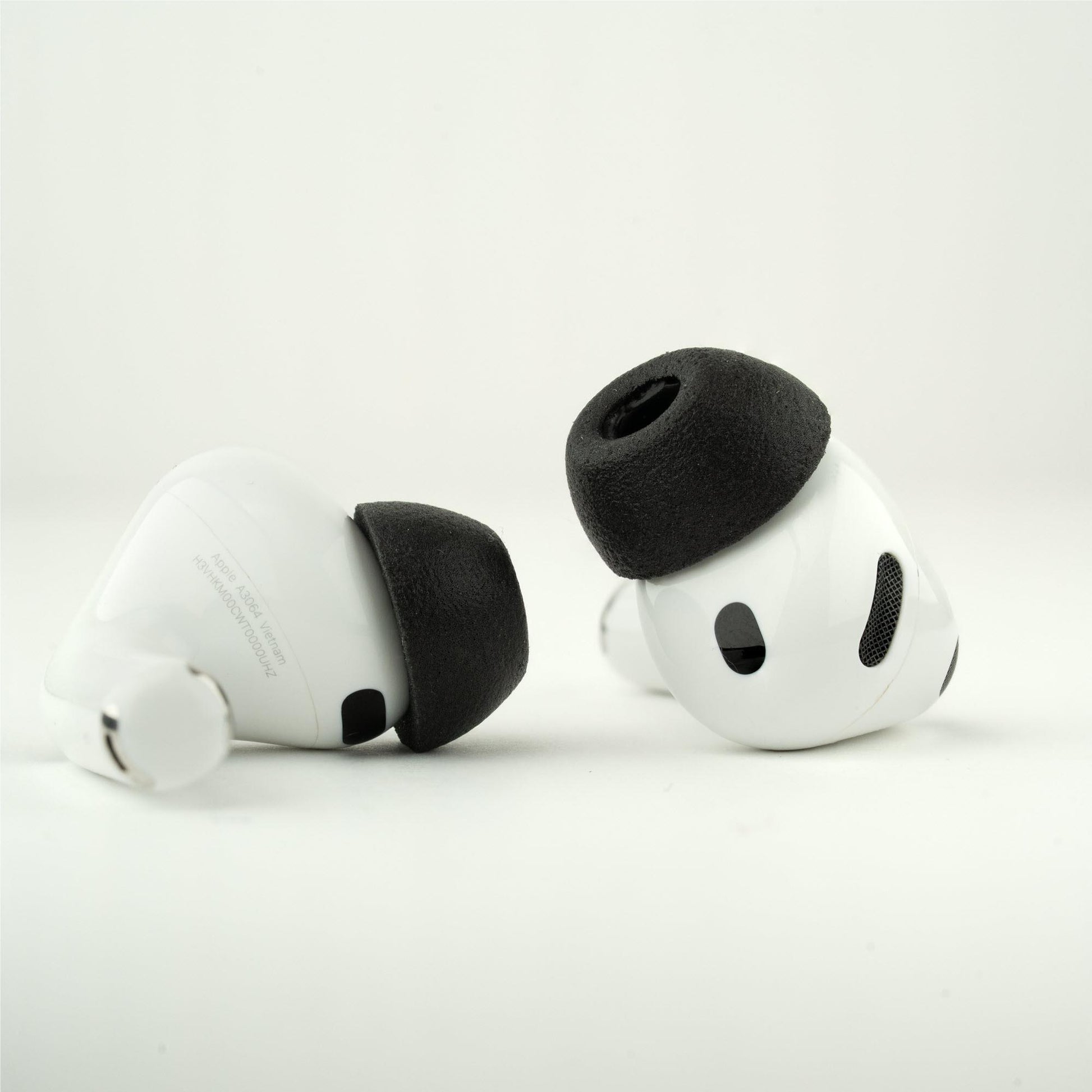 Comply TRUEGRIP Max Headphone Ear Tips for AirPods Pro 3 (Black) [Small]