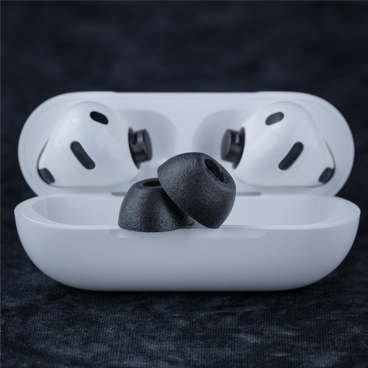 Comply TRUEGRIP Max Headphone Ear Tips for AirPods Pro 3 (Black) [Medium]