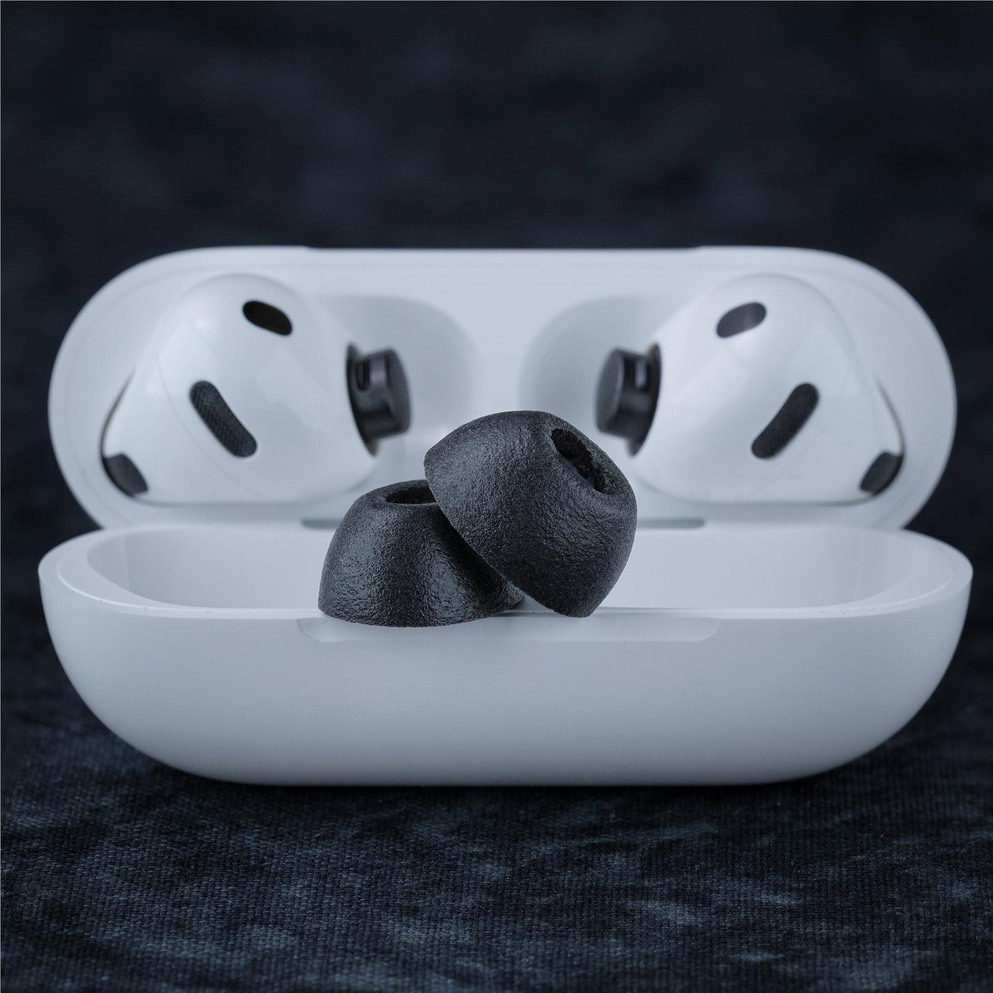 Comply TRUEGRIP Max Headphone Ear Tips for AirPods Pro 3 (Black) [Large]