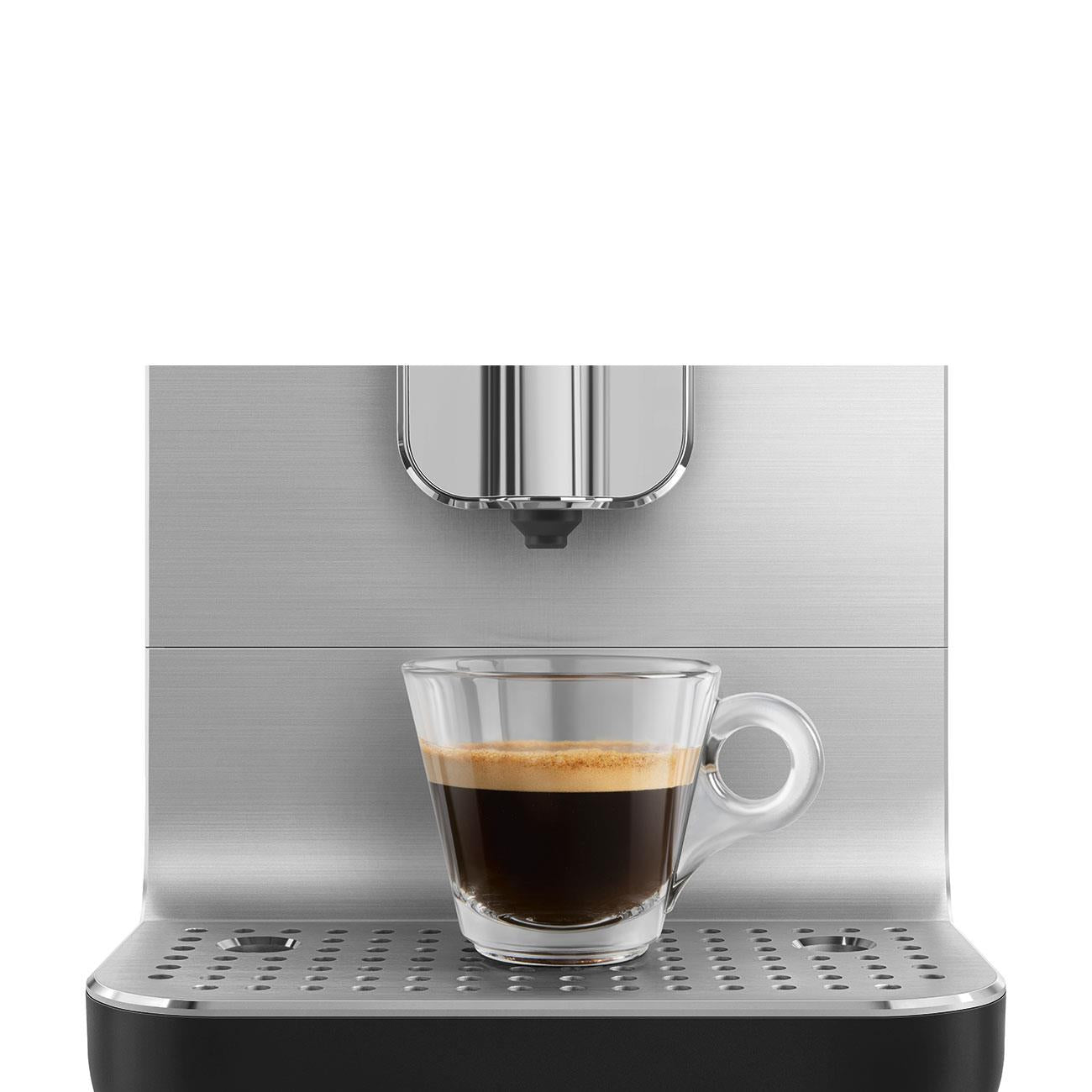 Smeg BCC13 Bean to Cup Fully Automatic Coffee Machine with AutoMilk (Matte Black)
