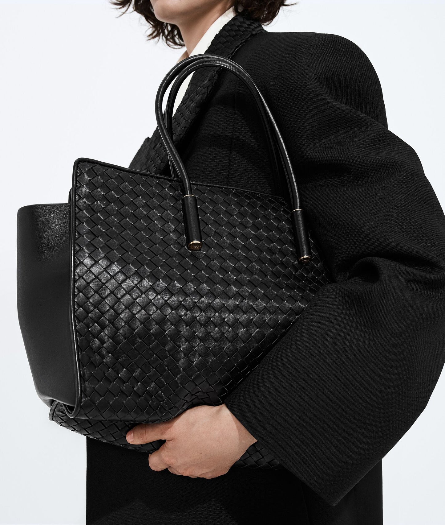 Bottega Veneta Barbara Tote in Black