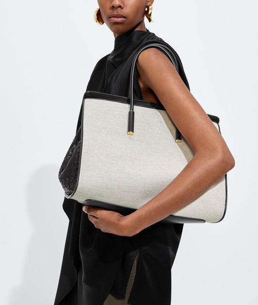 Bottega Veneta Barbara Tote in Natural and Espresso
