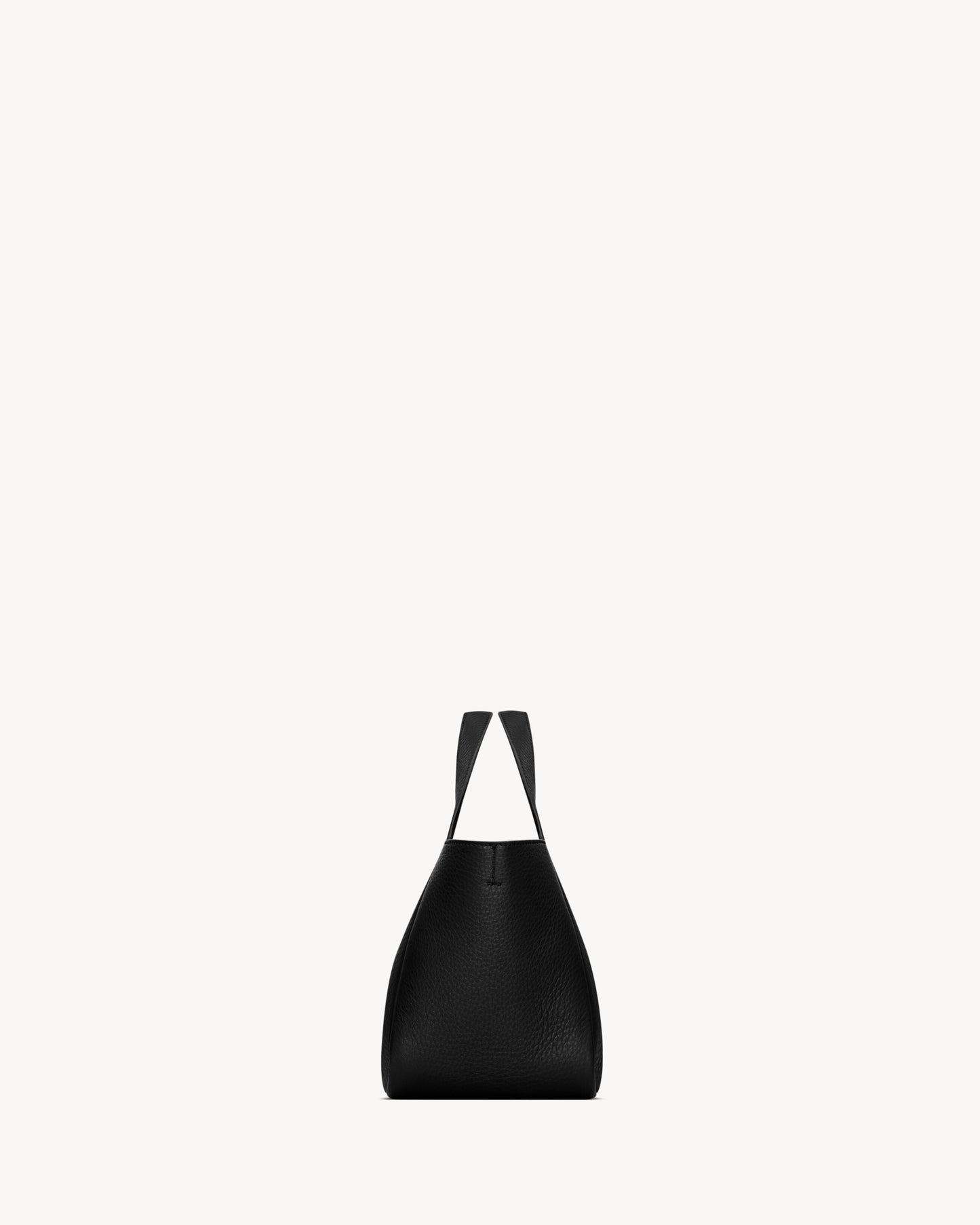 LE 5 À 7 BABY BEA in grained leather