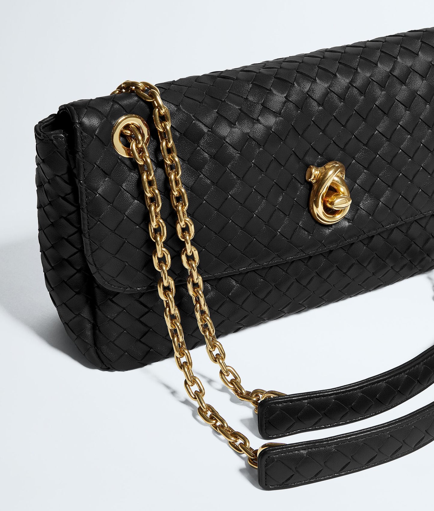 Bottega Veneta Madison in Black